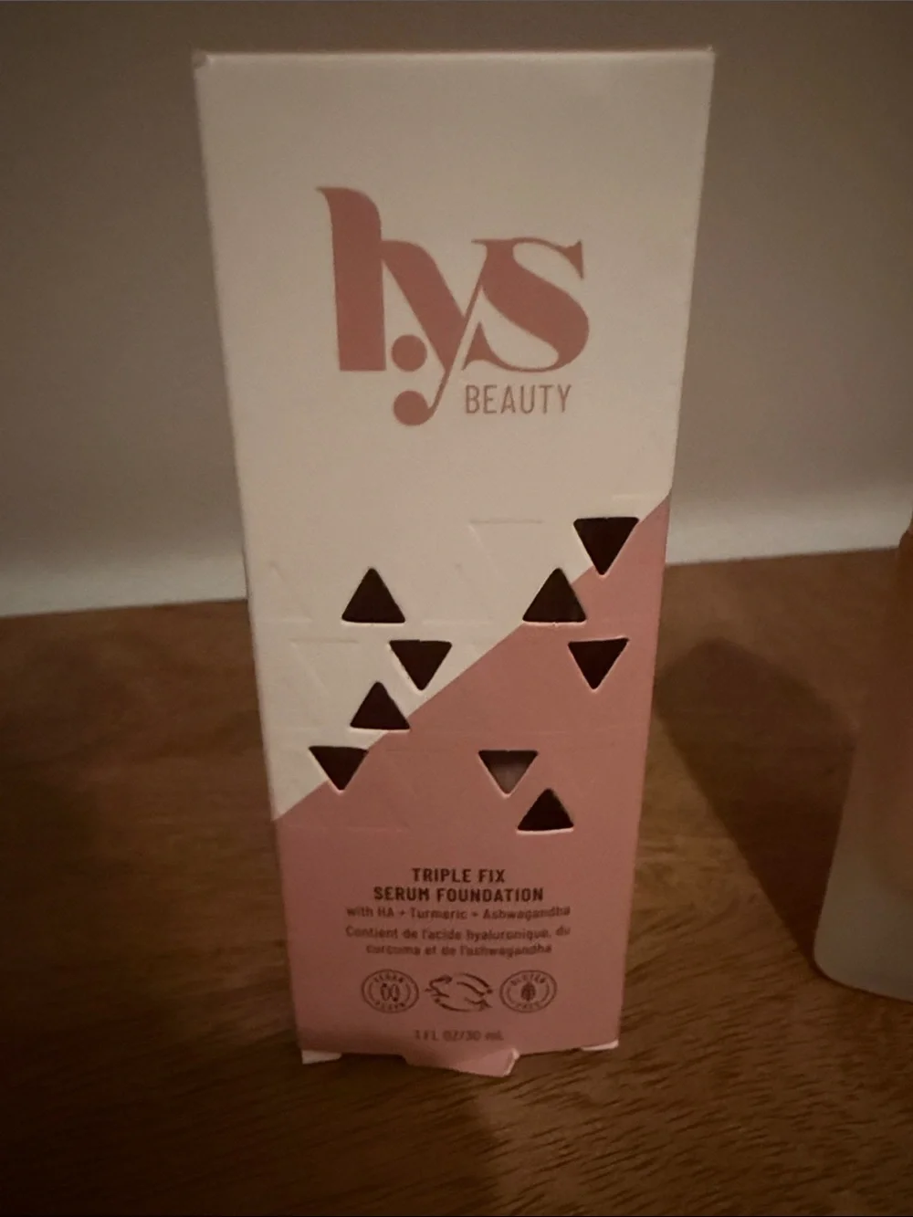 Triple Fix Serum Foundation - MN5